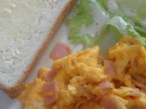 ハム入りWチーズオムレツ♪